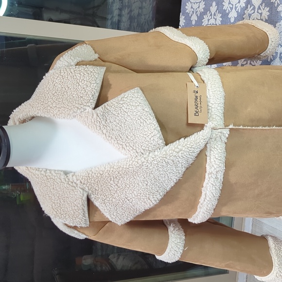 BearPaw Suede and Sherpa Jacket New with Tags - Picture 2 of 11